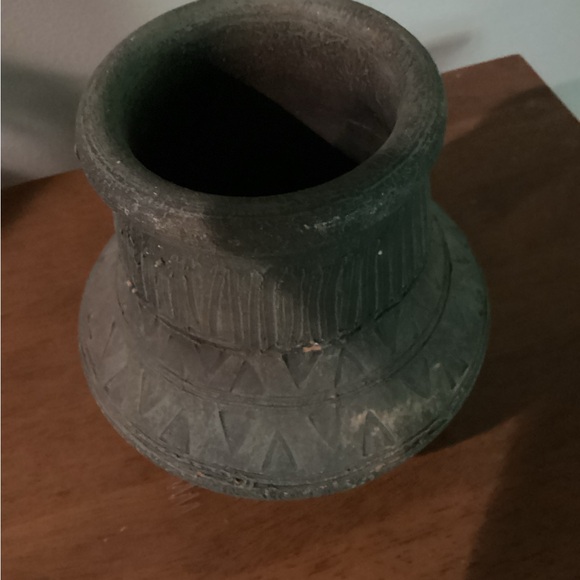 Vintage Reproduction of Ancient Vase - Picture 2 of 3